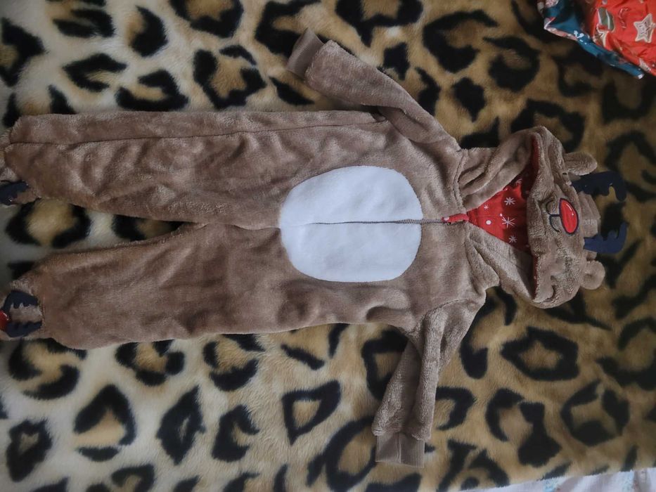 Welurowy pajacyk renifer 3-6 miesiecy r. 68