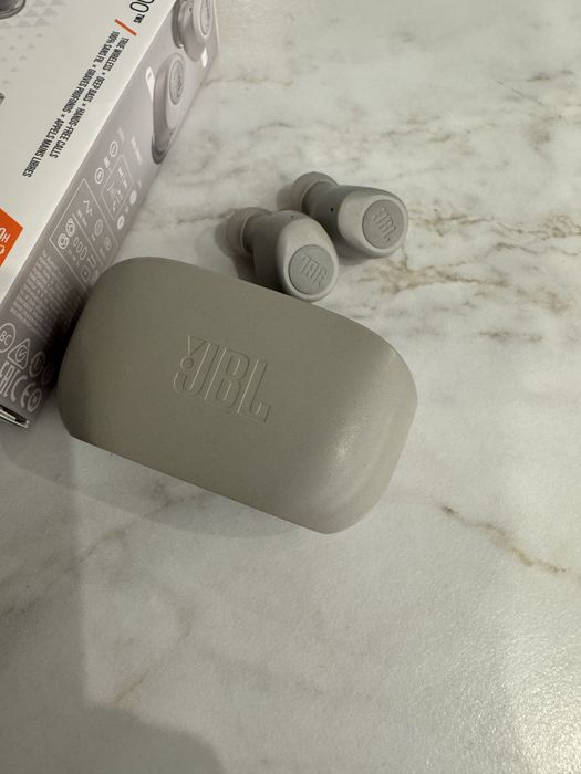 Bezprzewodowe sluchawki JBL WAVE100 Tws kosc sloniowa wireless