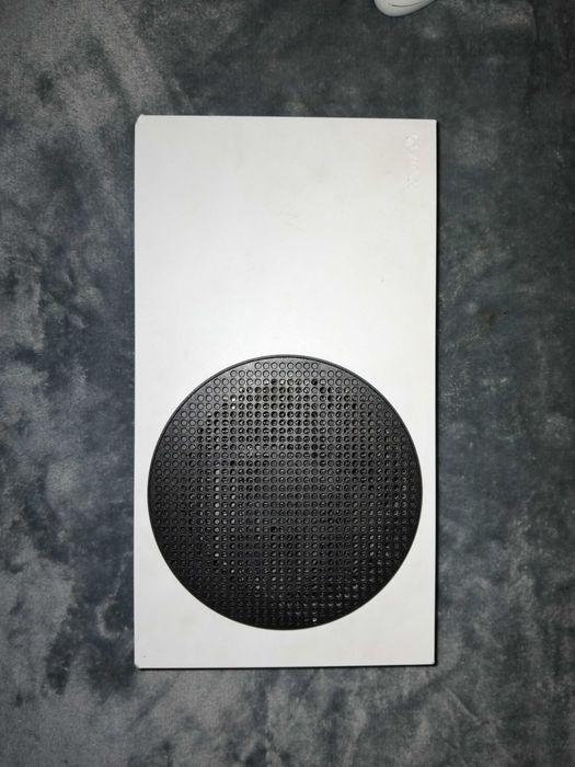 Xbox series s na caixa, entrego em maos