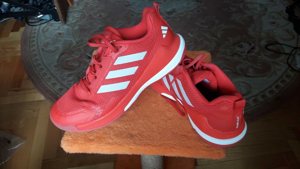 Кросівки Adidas Novaflight 2.0 44р