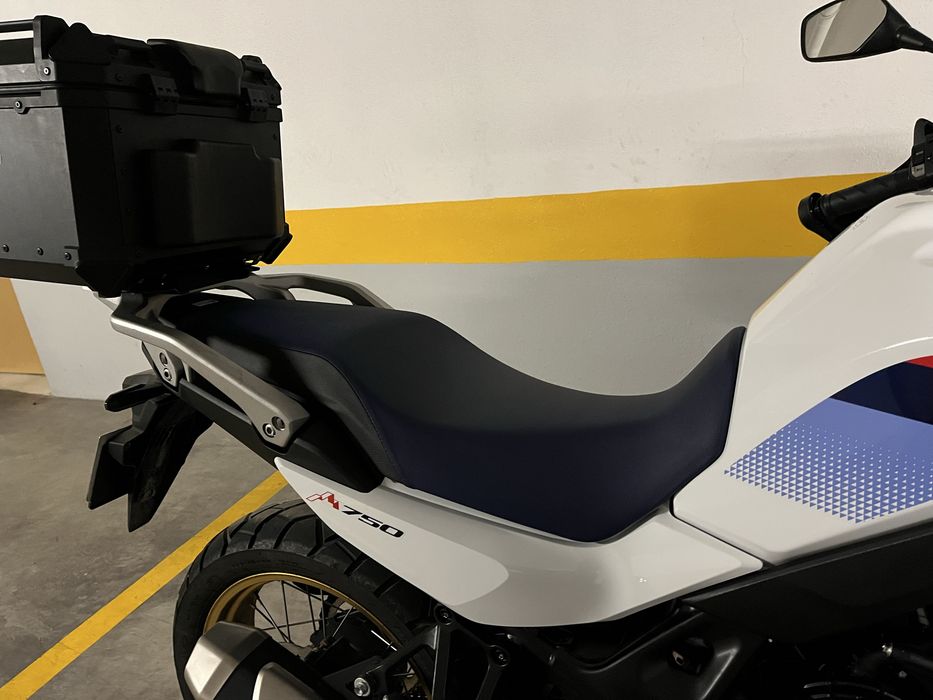 Banco para Honda Transalp 750 XL