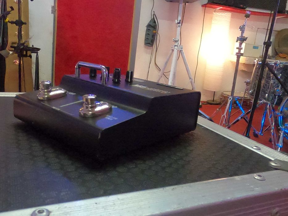 Line6 M5 com caixa e transformador