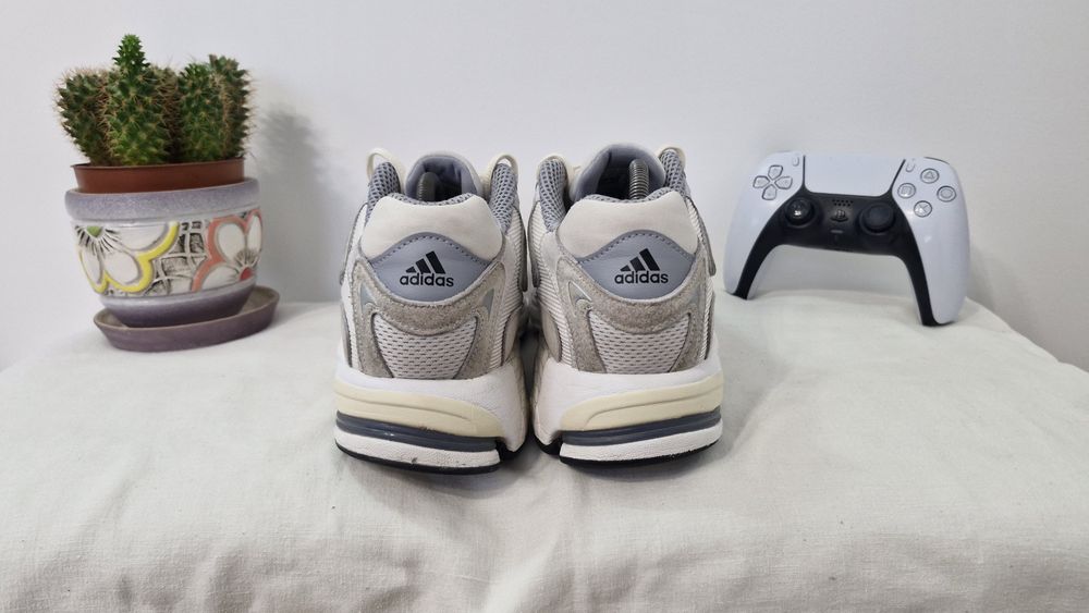 Кросівки Adidas Responce CL.Розмір 42.5