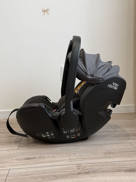 Автокрісло Britax Rоmer Baby-Safe Pro 2025 Classic Deep Grey