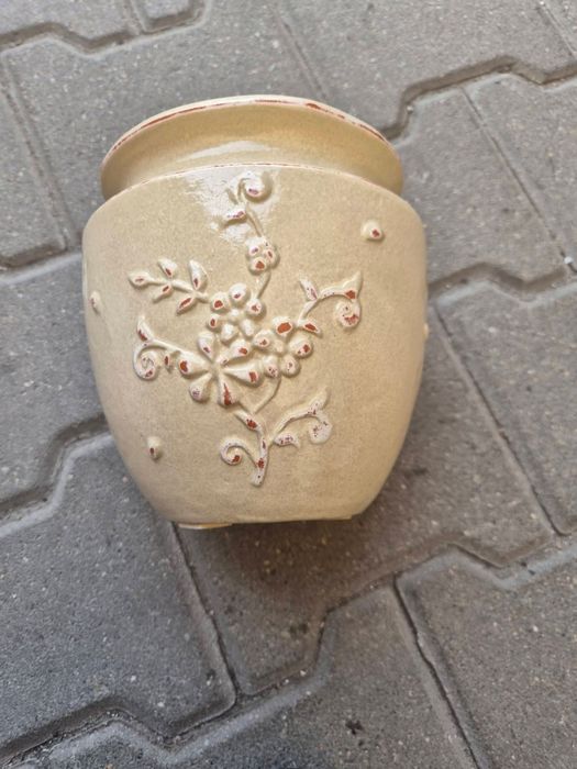 Ceramiczna doniczka