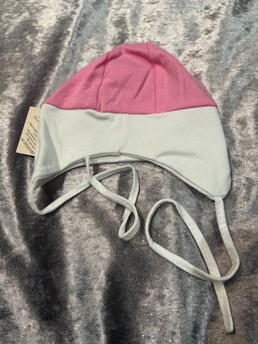 Czapeczka dla dziewczynki 0-6 miesięcy