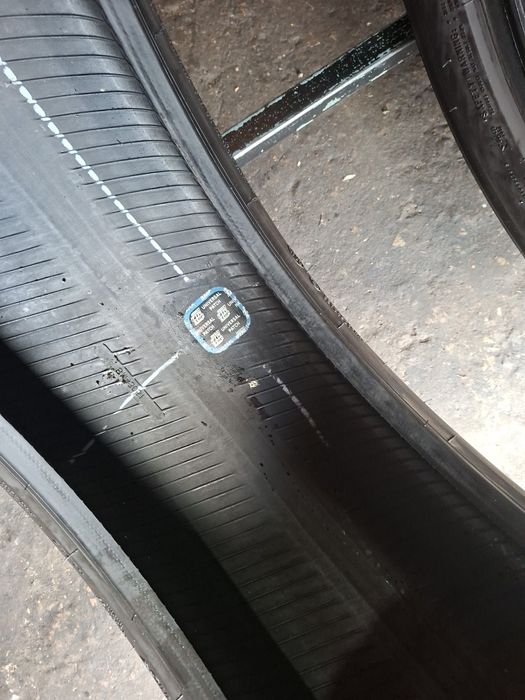 Шини літні Bridgestone, різноширокі 275 45 - 305 40 20.