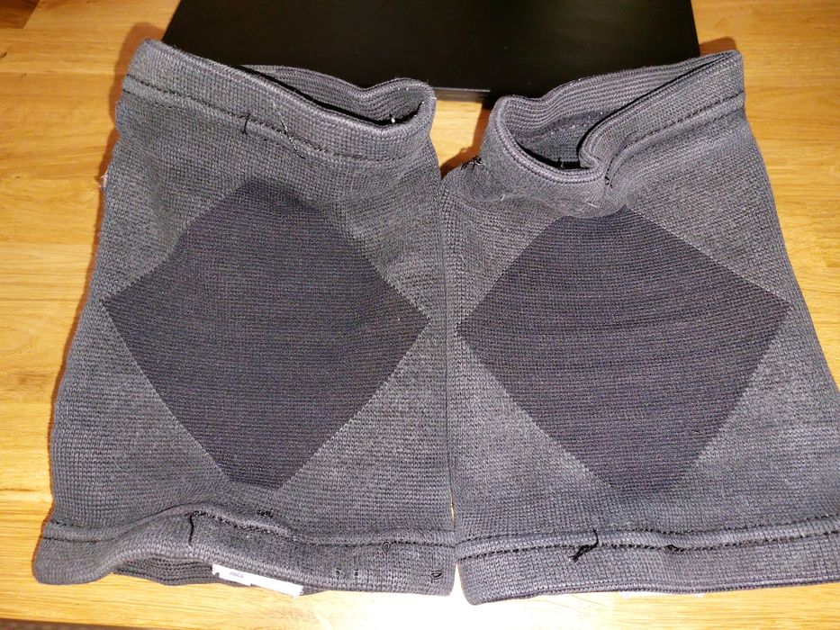 Nakolanniki siatkarskie ASICS PERFORMANCE KNEEPAD