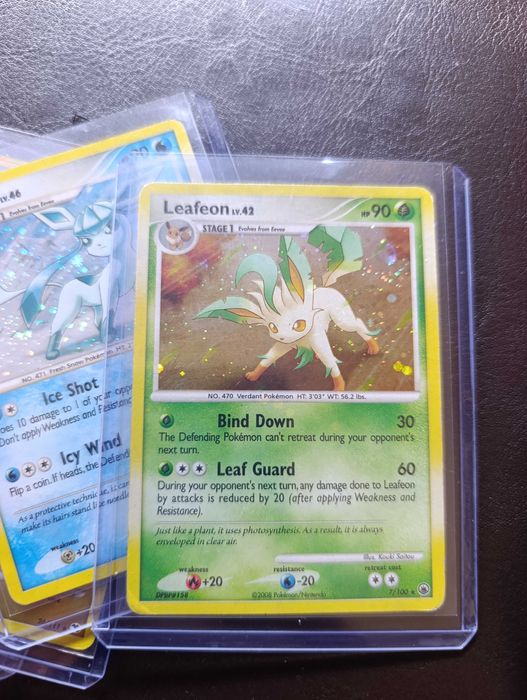 Cartas Pokémon antigas.
