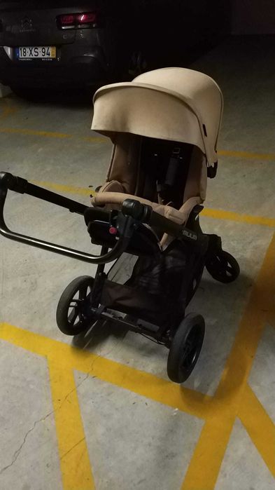 Jané Muum 3 posições + 1 estrutura(chassi) 90€