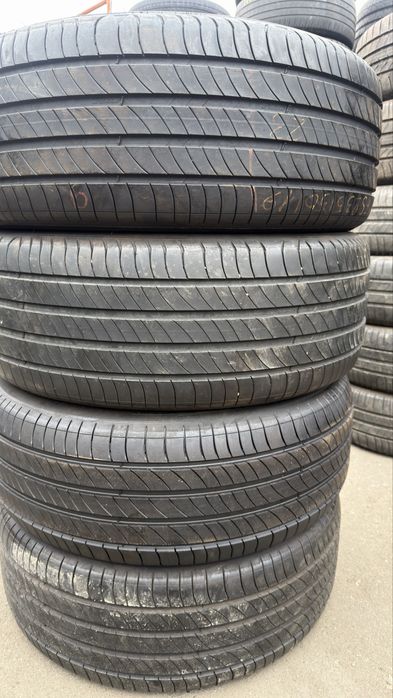 235/50/19 Michelin Primasy 4