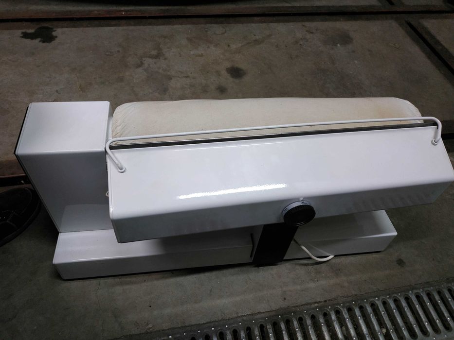 Prasownica  Prasowalnica  walcowa Matrix PW 1201 sprawna magiel