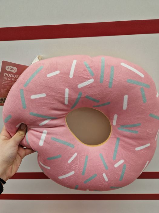 Nowa poduszka pączek