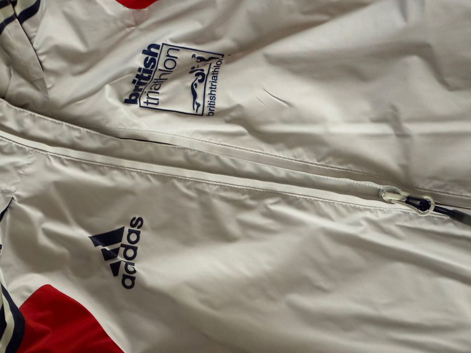 Чоловіча вітровка Adidas