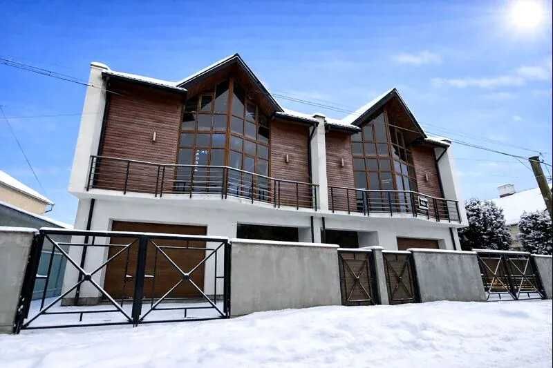 Дуплекс в ЦЕНТРІ міста 274м2