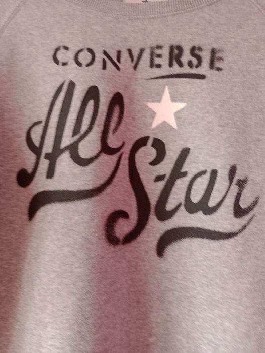 Firmowa bluza z  aplikacją