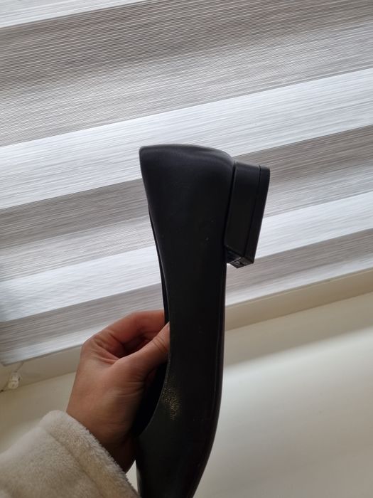 Нові балетки/туфлі