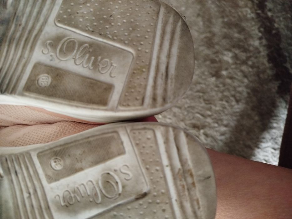 Buty sportowe damskie Oliver rozmiar 39 stan bardzo dobry