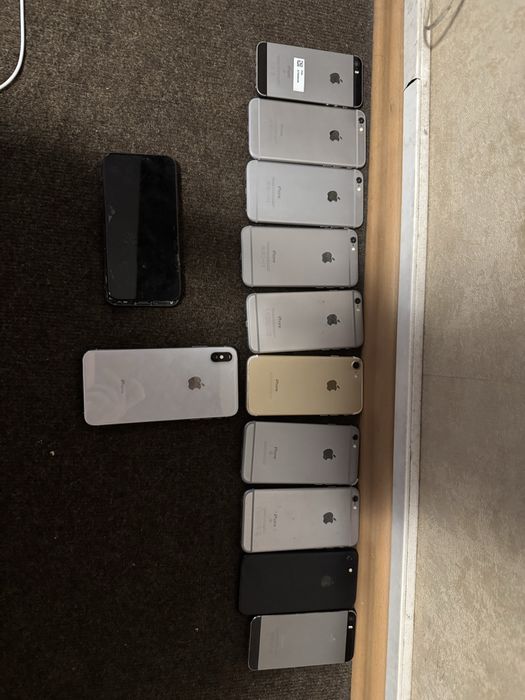 Лот техніки apple android