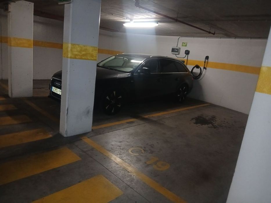 AUDI A4 2.0 Tdi Sline Extras