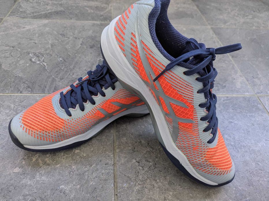 Buty siatkarskie halowe damskie Asics Volley Elite