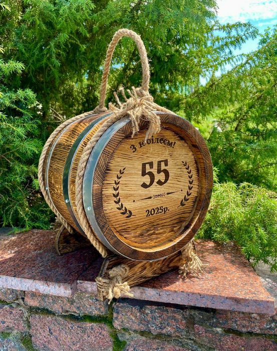 Бочка дубовая для зберігання алкоголю діжка для вина самогону коняку