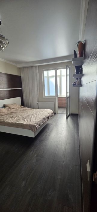 Продам однокомнатную квартиру, программы да.
