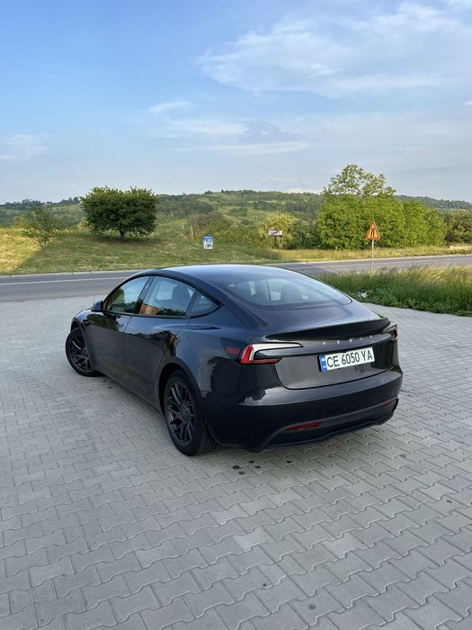Tesla 3 highland