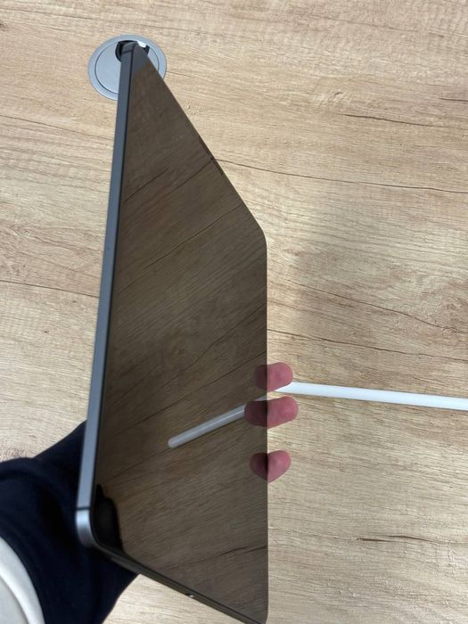 iPad Pro 12.9 128GB z magic keyboard i apple pencil  stan idealny