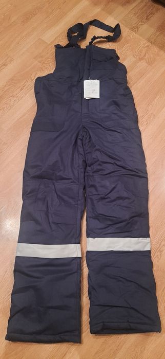 Продам напівкомбінезон утеплений