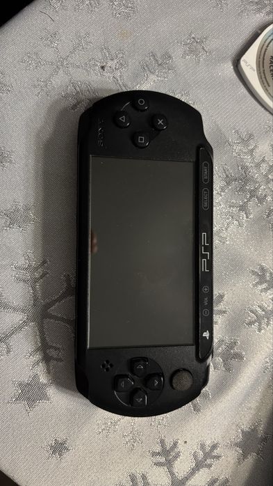 PSP sony z grami i etui