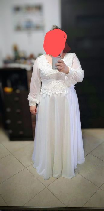 Suknia ślubna plus size