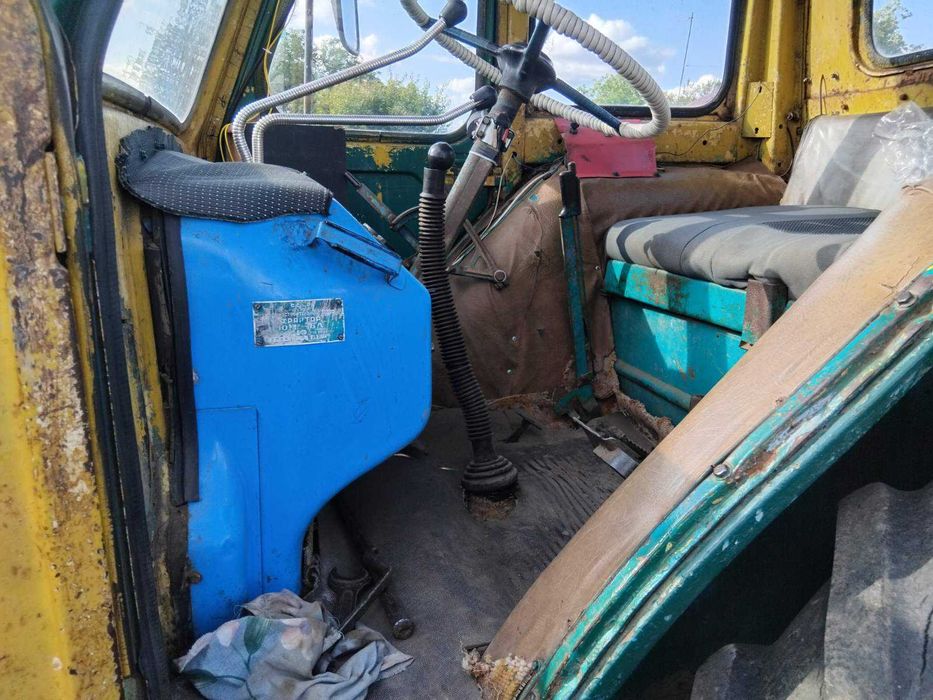 Продам трактор ЮМЗ- 6