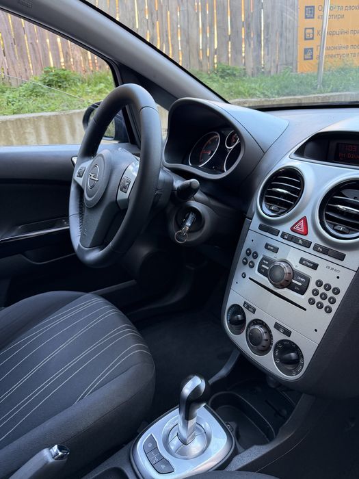 Opel Corsa 1.3D Автомат !