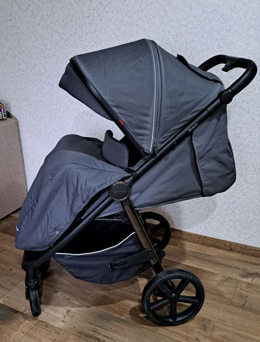 Візочок прогулянка carrello bravo plus