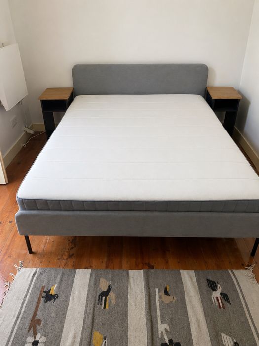Cama de casal com colchao