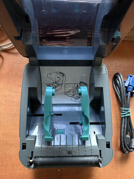 термопринтер этикеток Zebra GK420d