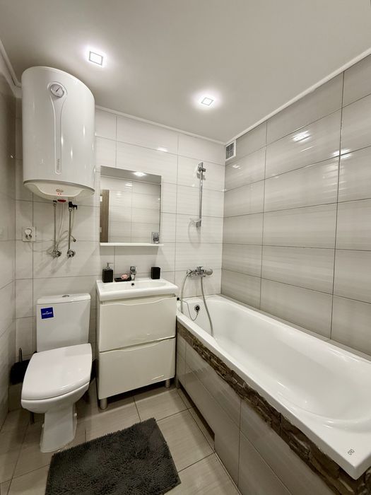 2 кімнатна квартира. Центр