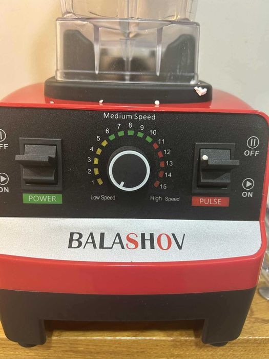 Blender przemysłowy silny