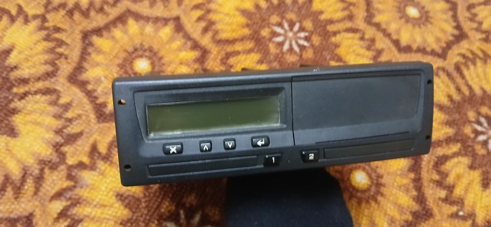 Продам тахограф повністю робочий