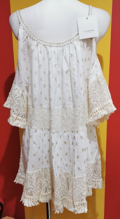Świetna koronkową  tunika boho