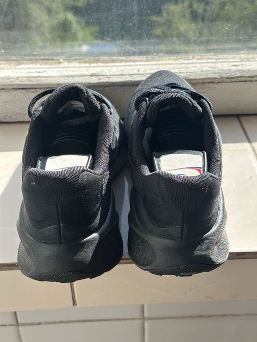 Кросівки Nike revolution7