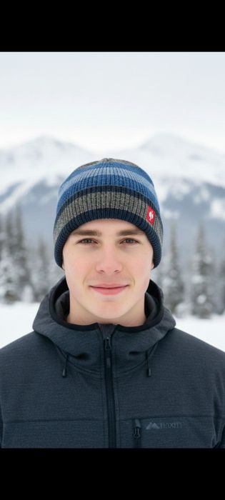 Зимняя шапка Шапка-бини Mountain Hardwear Dome Perginon strauss Eisbar