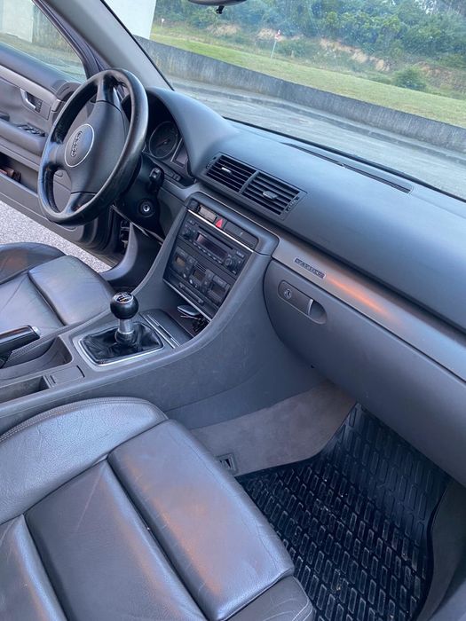 Audi A4  2.5 TDI Quatro