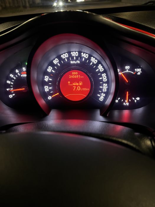 Продам кия спортейдж 3 1,7 дизель