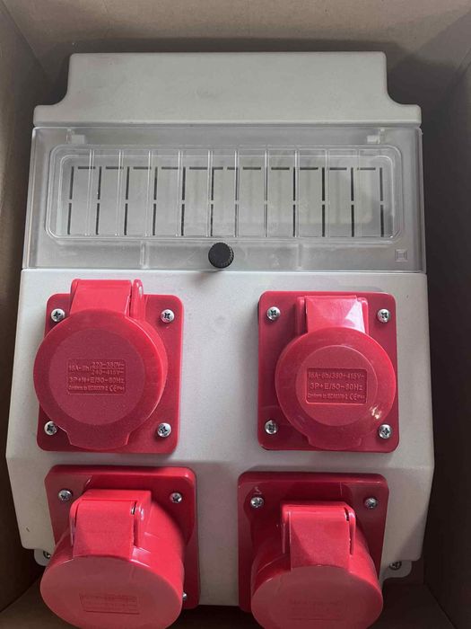 Rozdzielnica elektryczna przenośna F-ELEKTRO CAJA 11MM