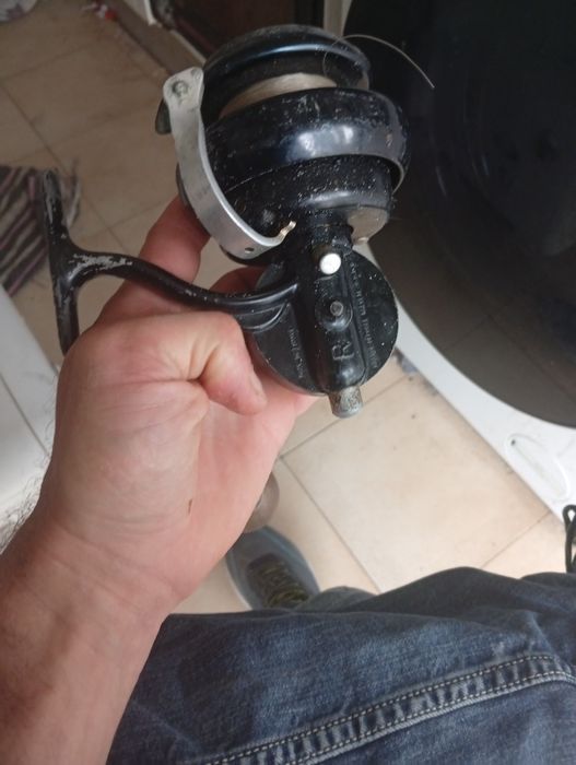 Carreto de pesca um deles raro marca brevente