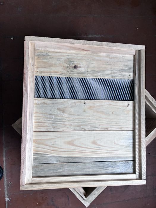 Продам корпуса до вуликів