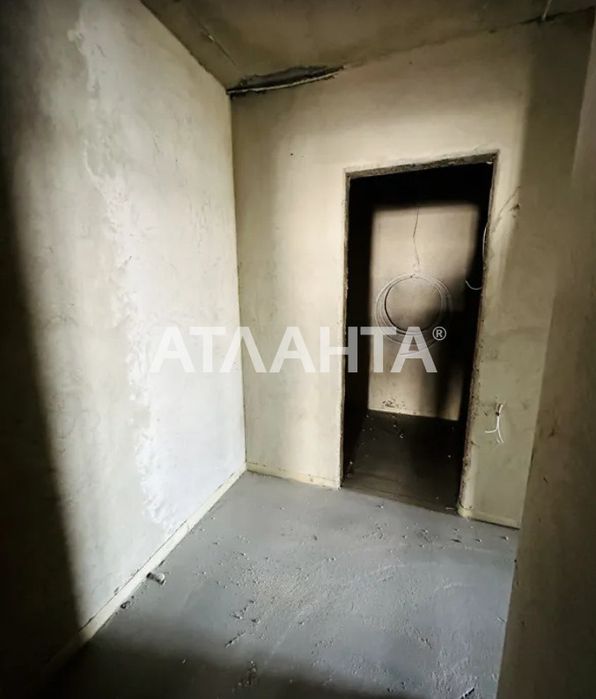 Продаж одно кімнатної квартири по переуступці!