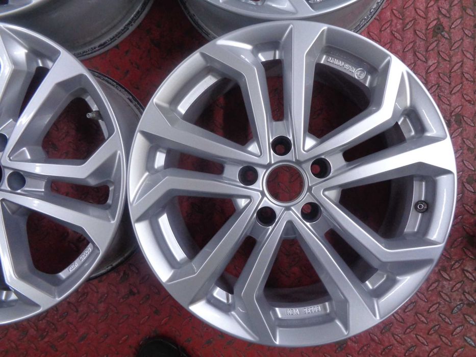 Alu Felgi 7,5Jx17 VW Skoda Seat Audi MB - 5x112 - Ładne DEZENT